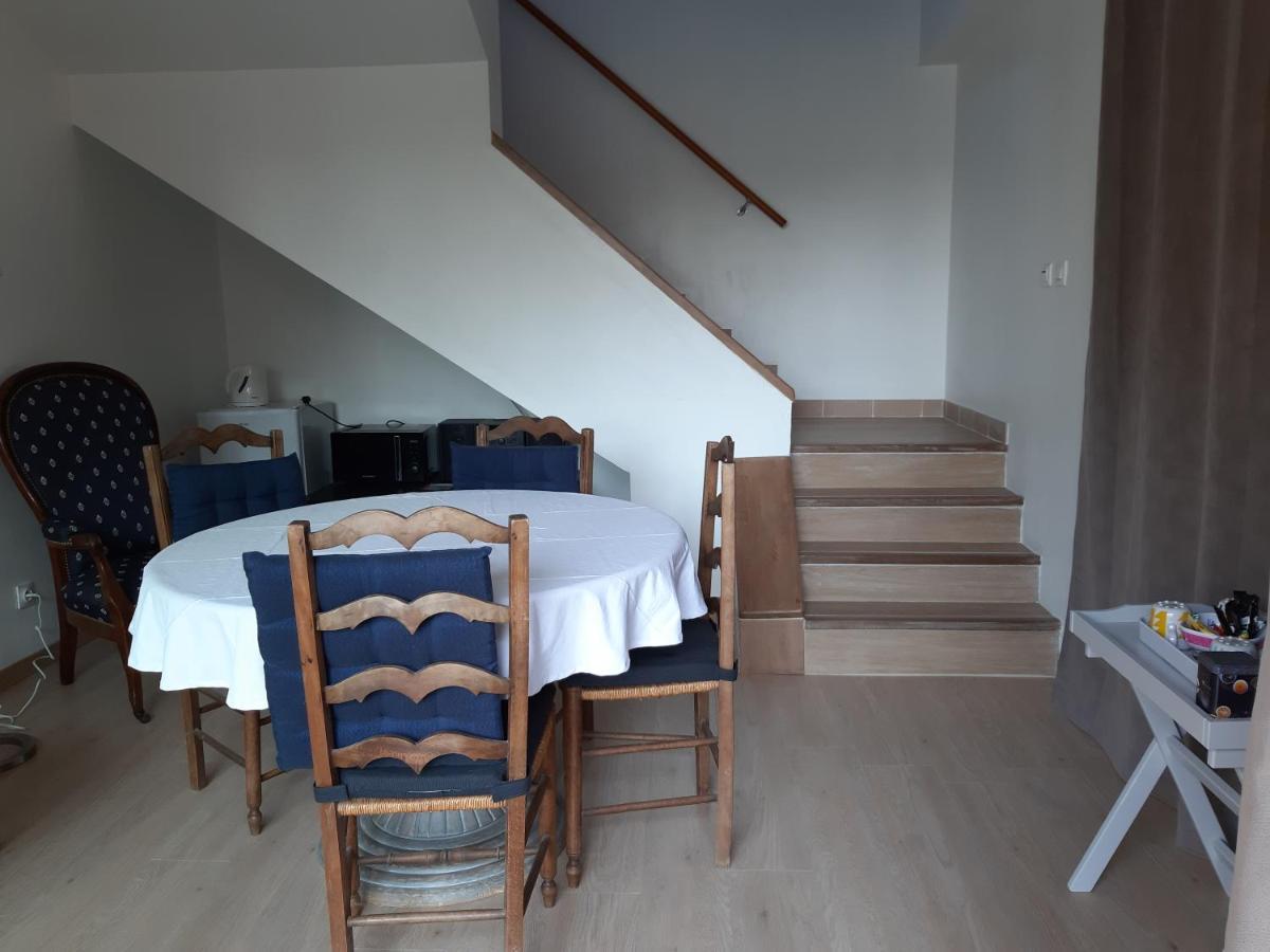 Bed and Breakfast La Grange Des Lisieres Rouvres  Экстерьер фото