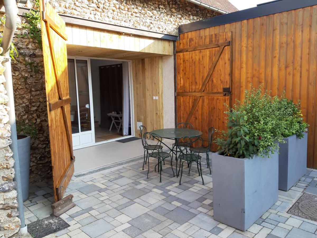 Bed and Breakfast La Grange Des Lisieres Rouvres  Экстерьер фото