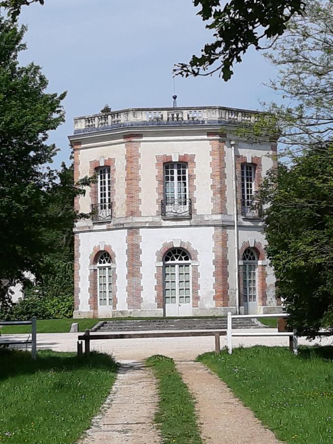 Bed and Breakfast La Grange Des Lisieres Rouvres  Экстерьер фото
