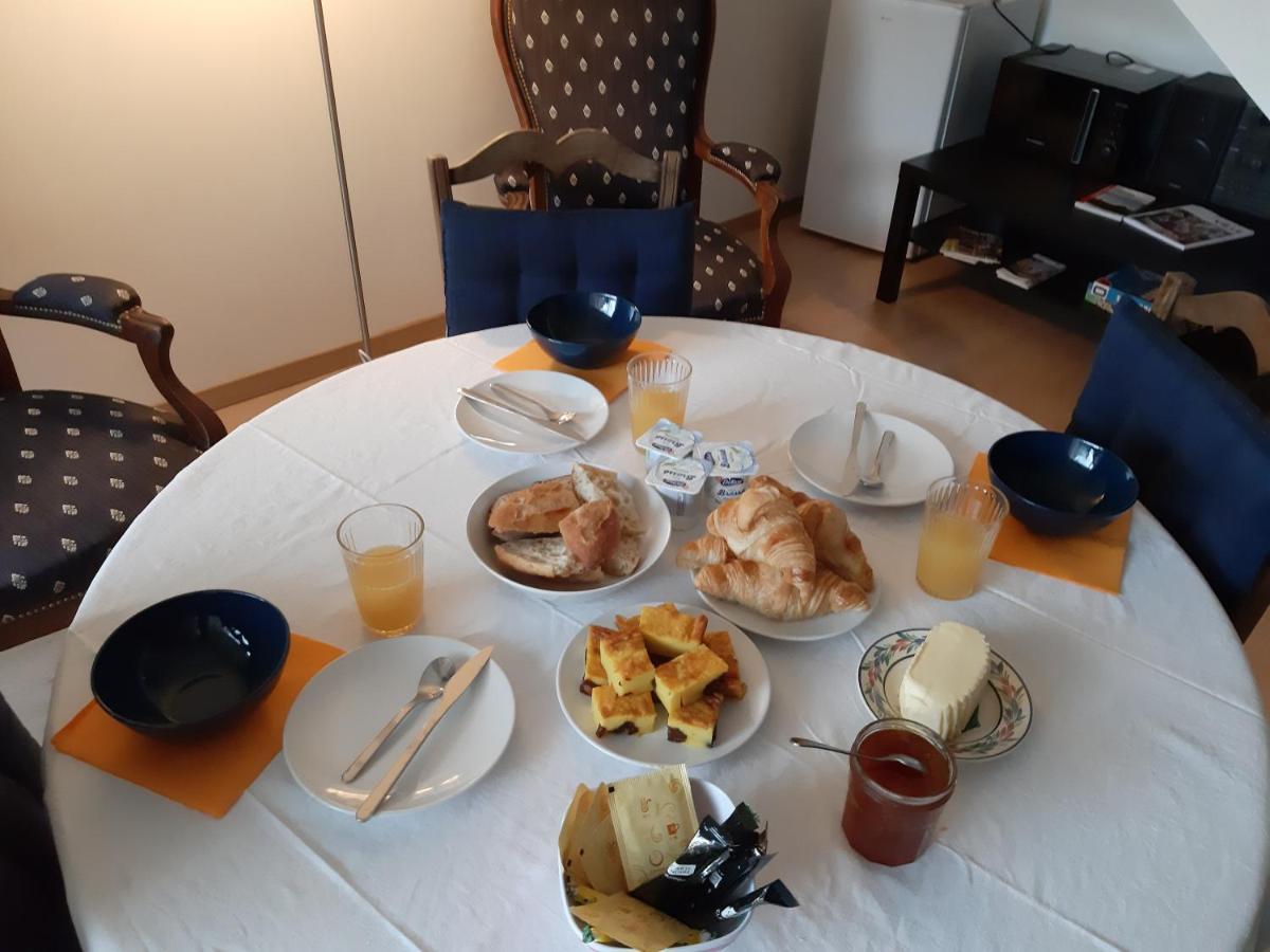 Bed and Breakfast La Grange Des Lisieres Rouvres  Экстерьер фото
